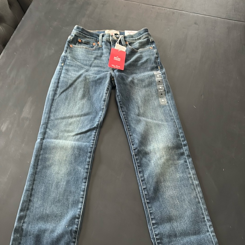 Lucky brand jeans size 2/26 straight leg new with tag